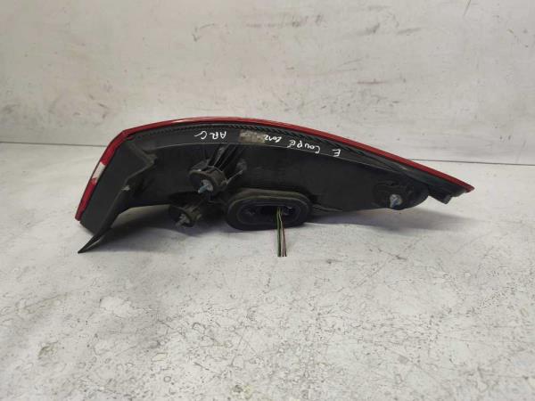 FEU ARRIERE GAUCHE MERCEDES E CLASSE COUPE C207 2009-04/2013 - Vue 2